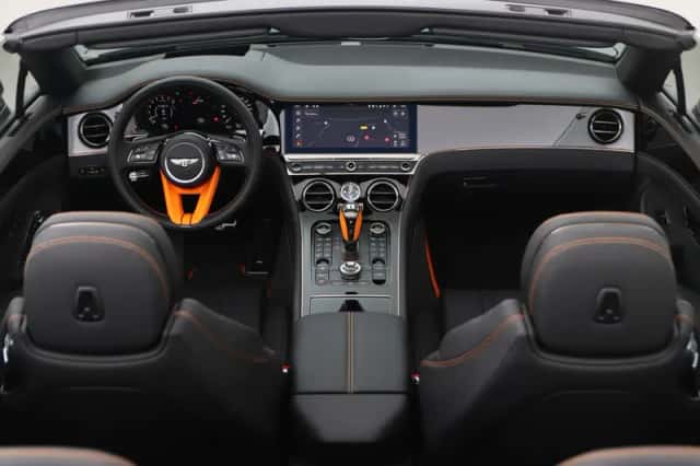 Bentley Continental GTC (2025) thumbnail 4