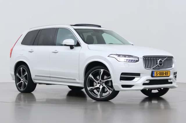 Volvo XC90 (2021) thumbnail 1