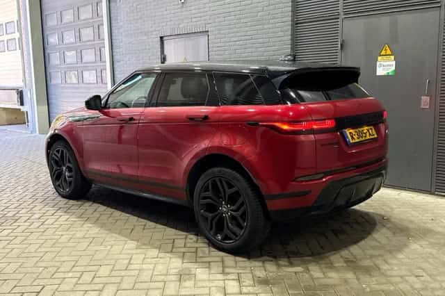 Land Rover Range Rover Evoque (2022) thumbnail 3