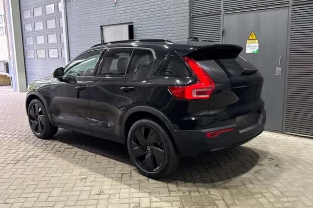 Volvo XC40 (2025) thumbnail 3