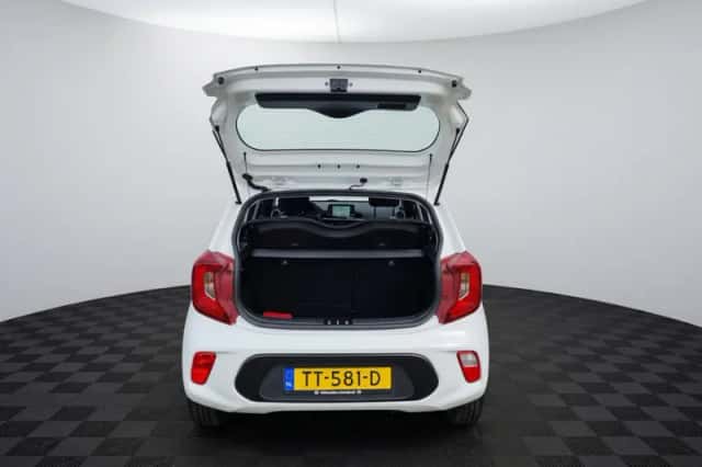 Kia Picanto (2018) thumbnail 5