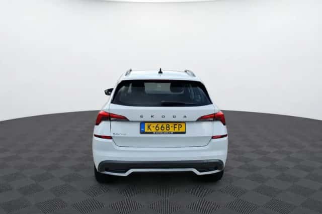 Škoda Kamiq (2020) thumbnail 4