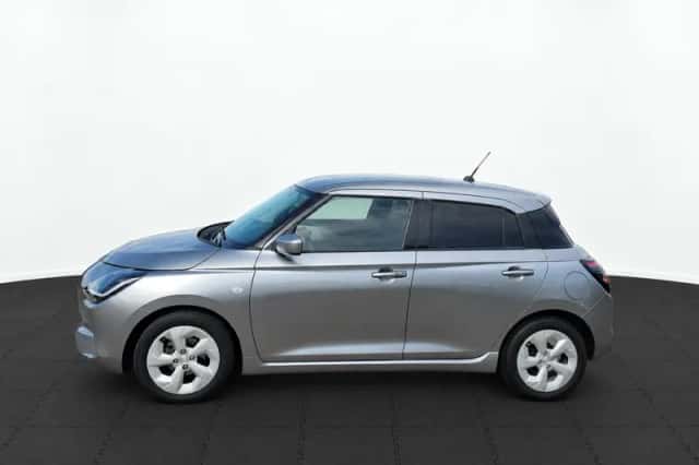 Suzuki Swift (2025) thumbnail 2