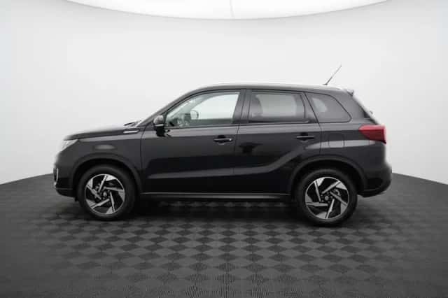 Suzuki Vitara (2025) thumbnail 2