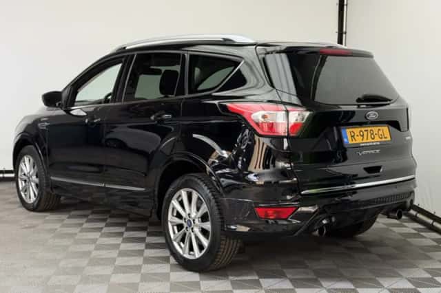 Ford Kuga (2018) thumbnail 3