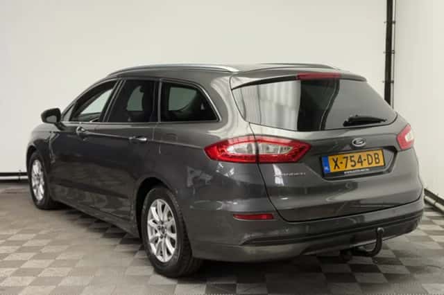 Ford Mondeo (2017) thumbnail 3