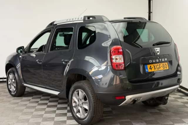 Dacia Duster (2014) thumbnail 3