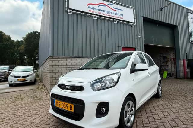 Kia Picanto (2016) thumbnail 1