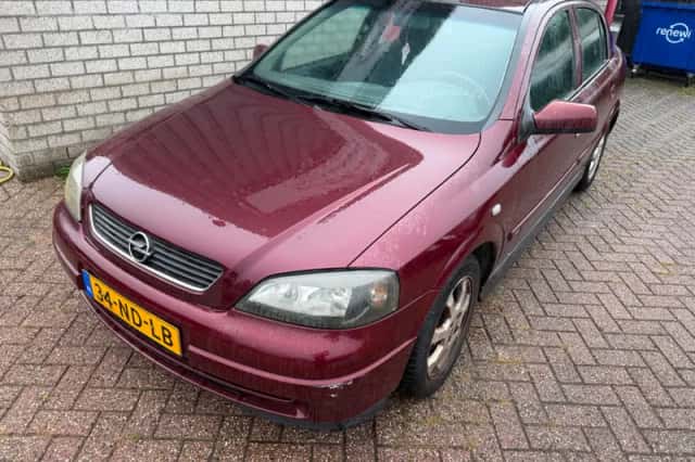 Opel Astra (2003) thumbnail 2