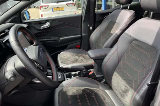 Ford Puma (2025) thumbnail 3