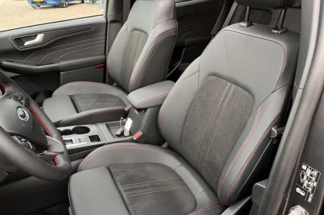 Ford Kuga (2026) thumbnail 3