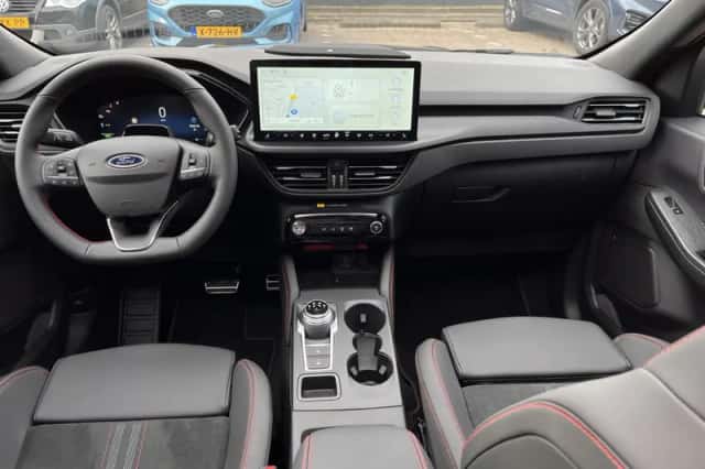 Ford Kuga (2026) thumbnail 4
