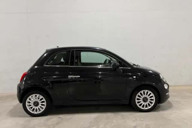 Fiat 500 (2019) thumbnail 2