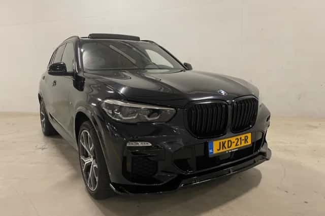 BMW X5 (2021) thumbnail 3