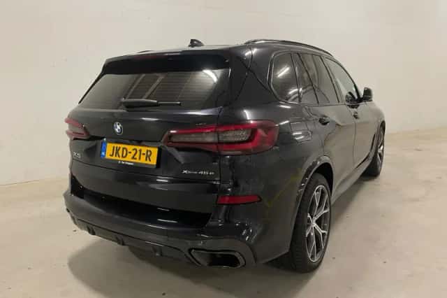 BMW X5 (2021) thumbnail 4