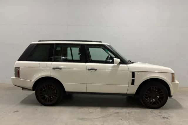 Land Rover Range Rover (2006) thumbnail 1
