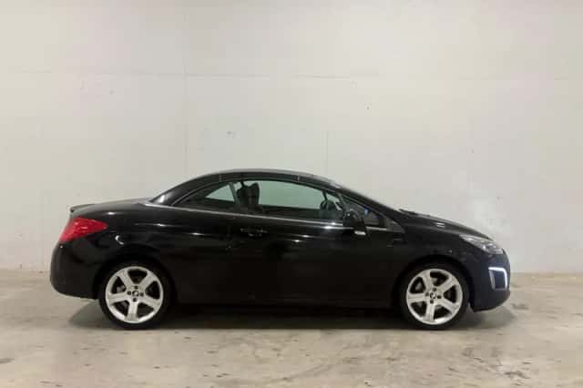 Peugeot 308 (2013) thumbnail 1