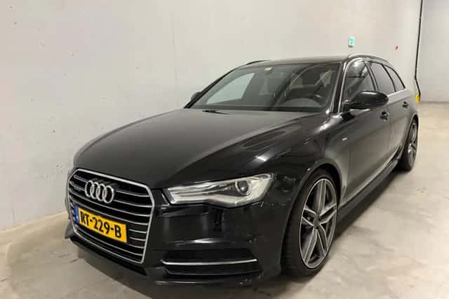Audi A6 (2014) thumbnail 5