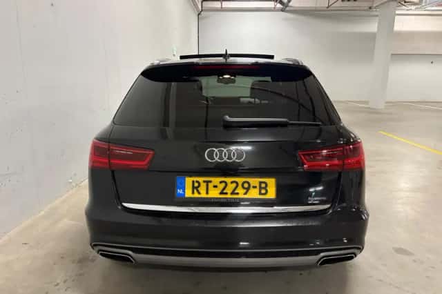 Audi A6 (2014) thumbnail 6