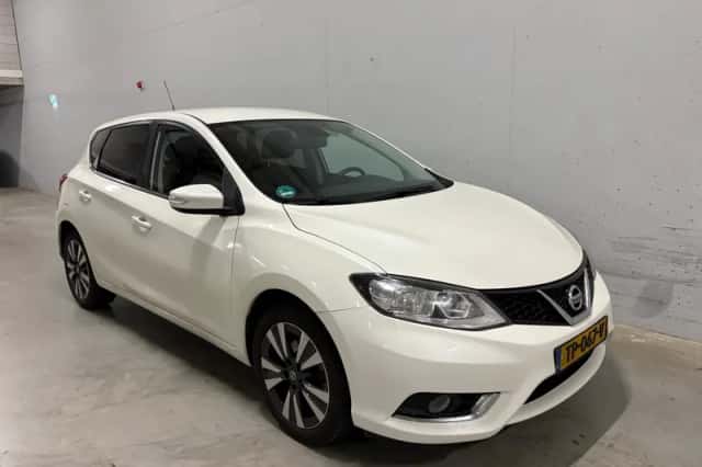 Nissan Pulsar (2018) thumbnail 2