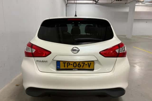 Nissan Pulsar (2018) thumbnail 3