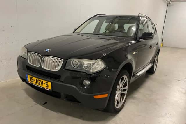BMW X3 (2008) thumbnail 3