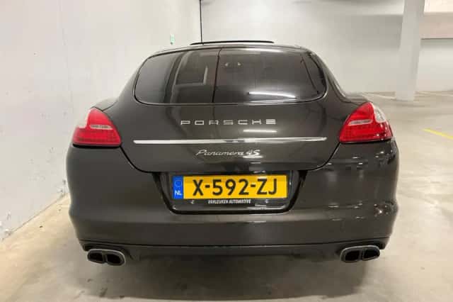 Porsche Panamera (2009) thumbnail 5