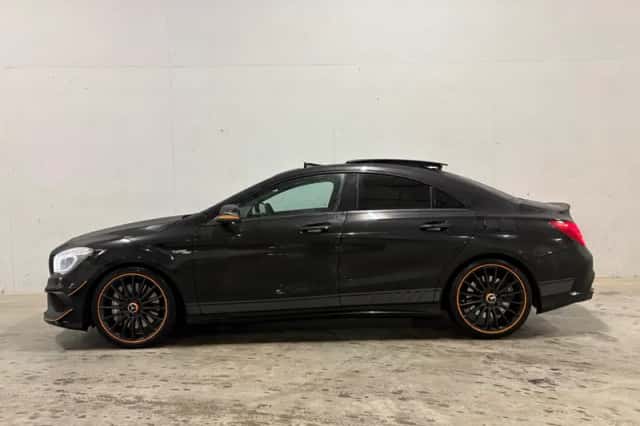 Mercedes-Benz CLA-Klasse (2015) thumbnail 1