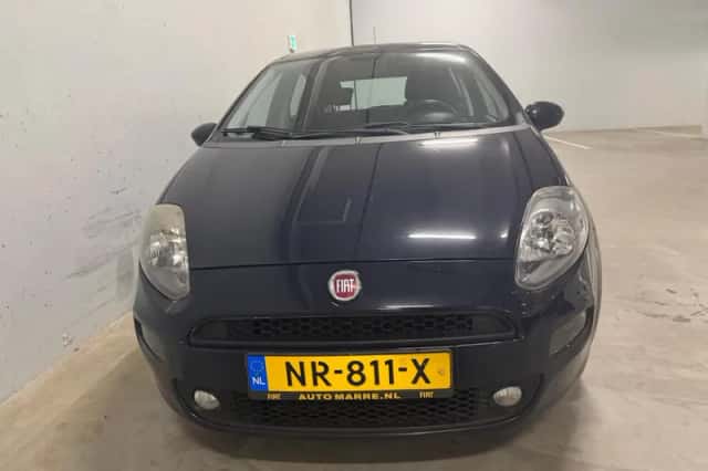 Fiat Punto (2017) thumbnail 4