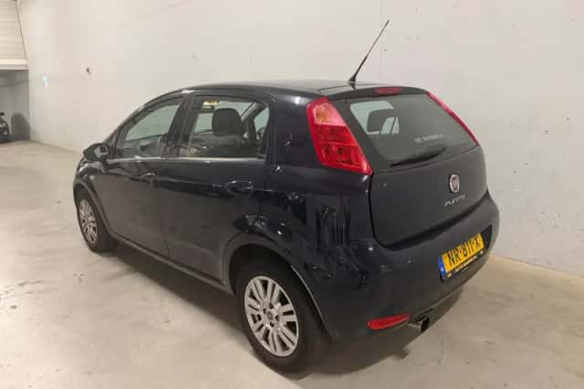 Fiat Punto (2017) thumbnail 5