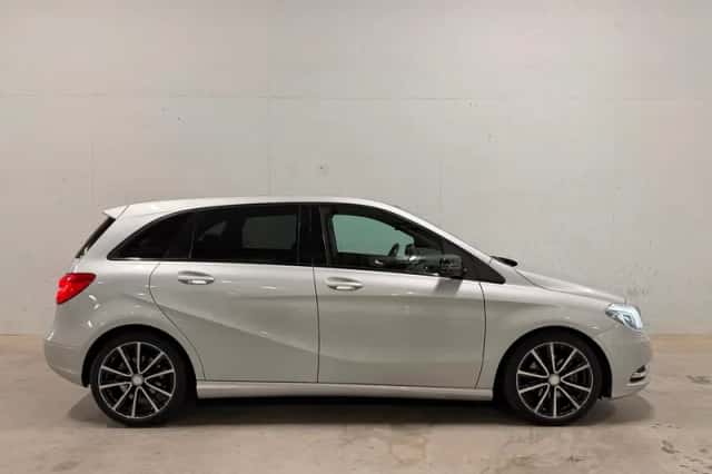 Mercedes-Benz B-Klasse (2014) thumbnail 1