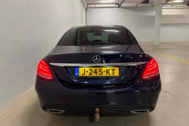 Mercedes-Benz C-Klasse (2015) thumbnail 5