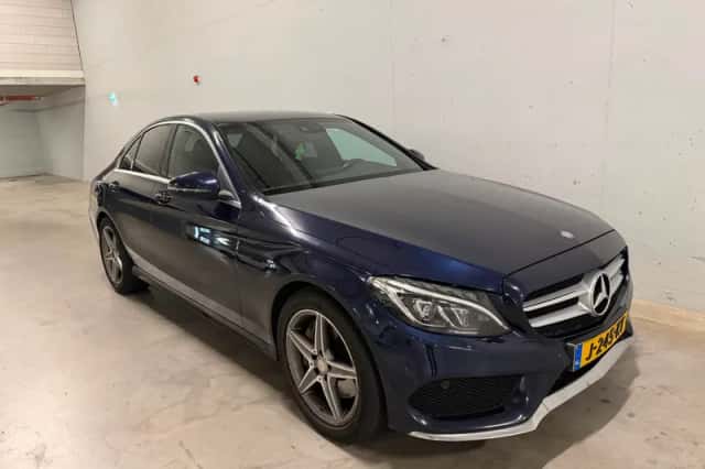 Mercedes-Benz C-Klasse (2015) thumbnail 6