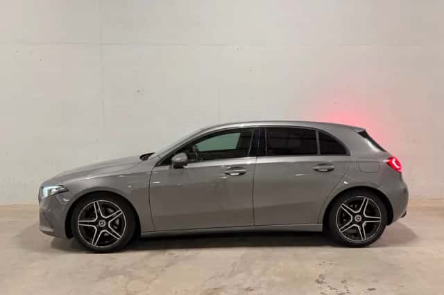 Mercedes-Benz A-Klasse (2019) thumbnail 2