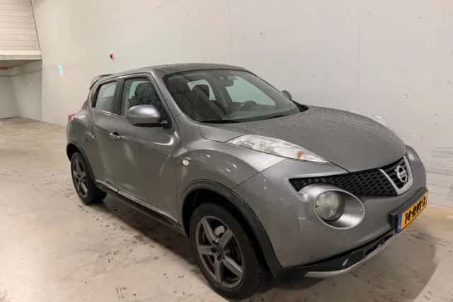 Nissan Juke (2011) thumbnail 5