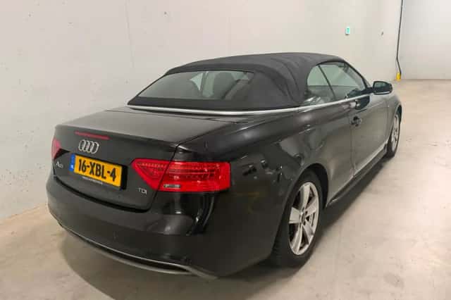 Audi A5 (2012) thumbnail 3