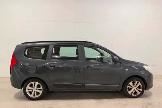Dacia Lodgy (2014) thumbnail 1