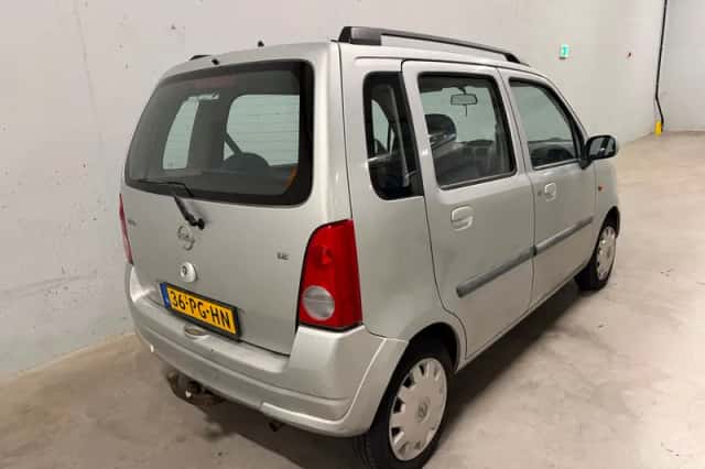 Opel Agila (2004) thumbnail 4