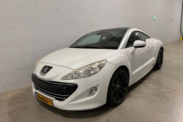 Peugeot RCZ (2011) thumbnail 4