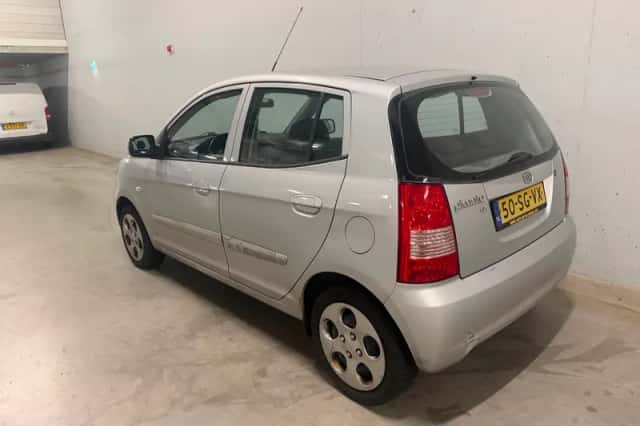 Kia Picanto (2006) thumbnail 3