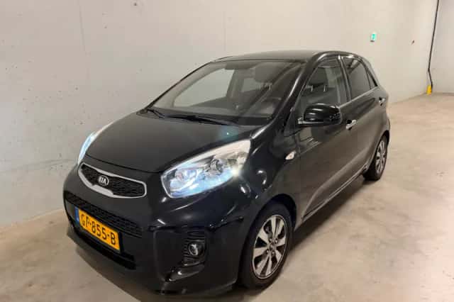 Kia Picanto (2015) thumbnail 5