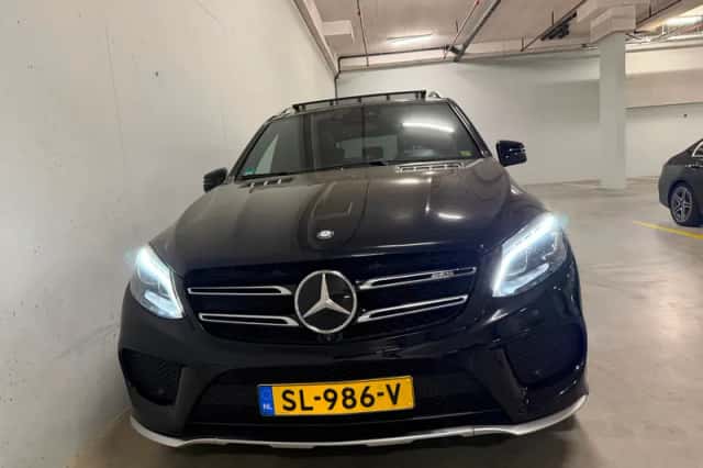 Mercedes-Benz GLE (2017) thumbnail 4