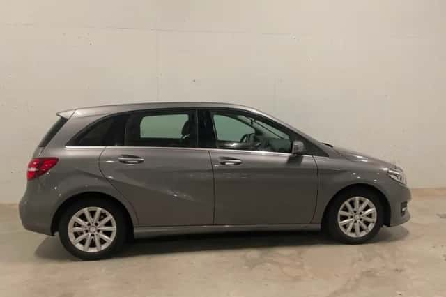 Mercedes-Benz B-Klasse (2016) thumbnail 1