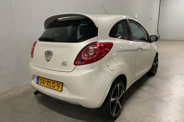 Ford Ka (2012) thumbnail 4