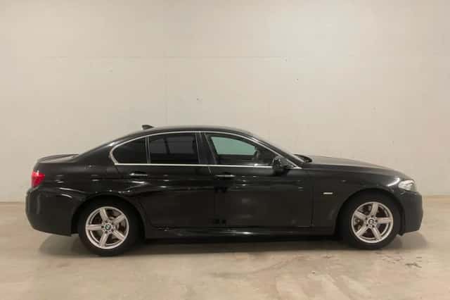 BMW 5-Serie (2010) thumbnail 2