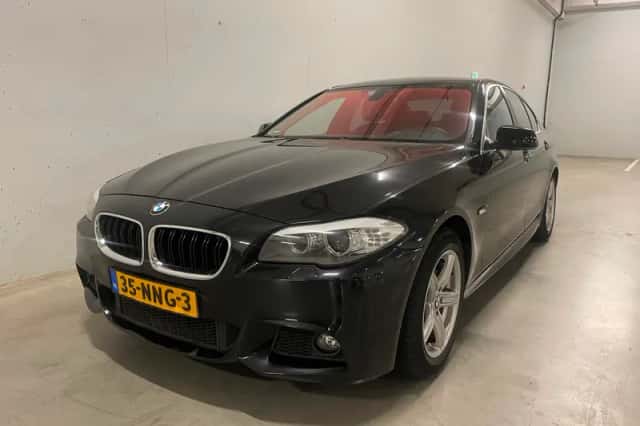 BMW 5-Serie (2010) thumbnail 3