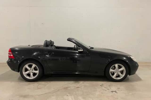 Mercedes-Benz SLK-Klasse (2000) thumbnail 1