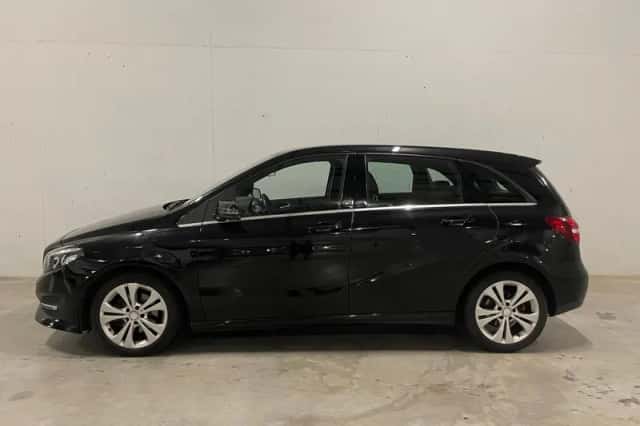 Mercedes-Benz B-Klasse (2016) thumbnail 2