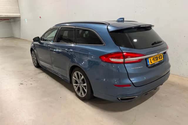 Ford Mondeo (2021) thumbnail 3