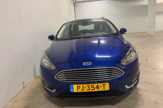 Ford Focus (2017) thumbnail 3